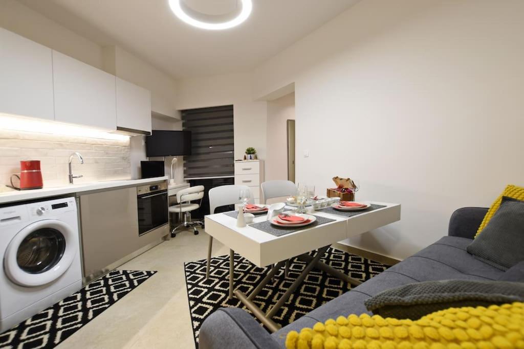 Uni Cozy Apartment *